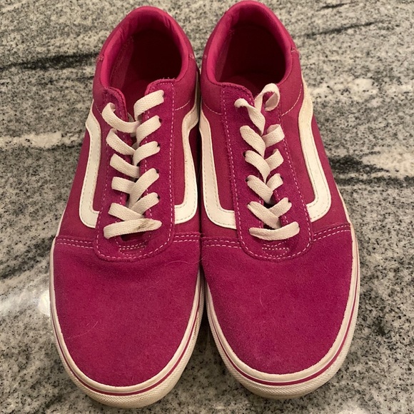 Vans Shoes - Vans~Excellent pre-owned ~Vans🎉